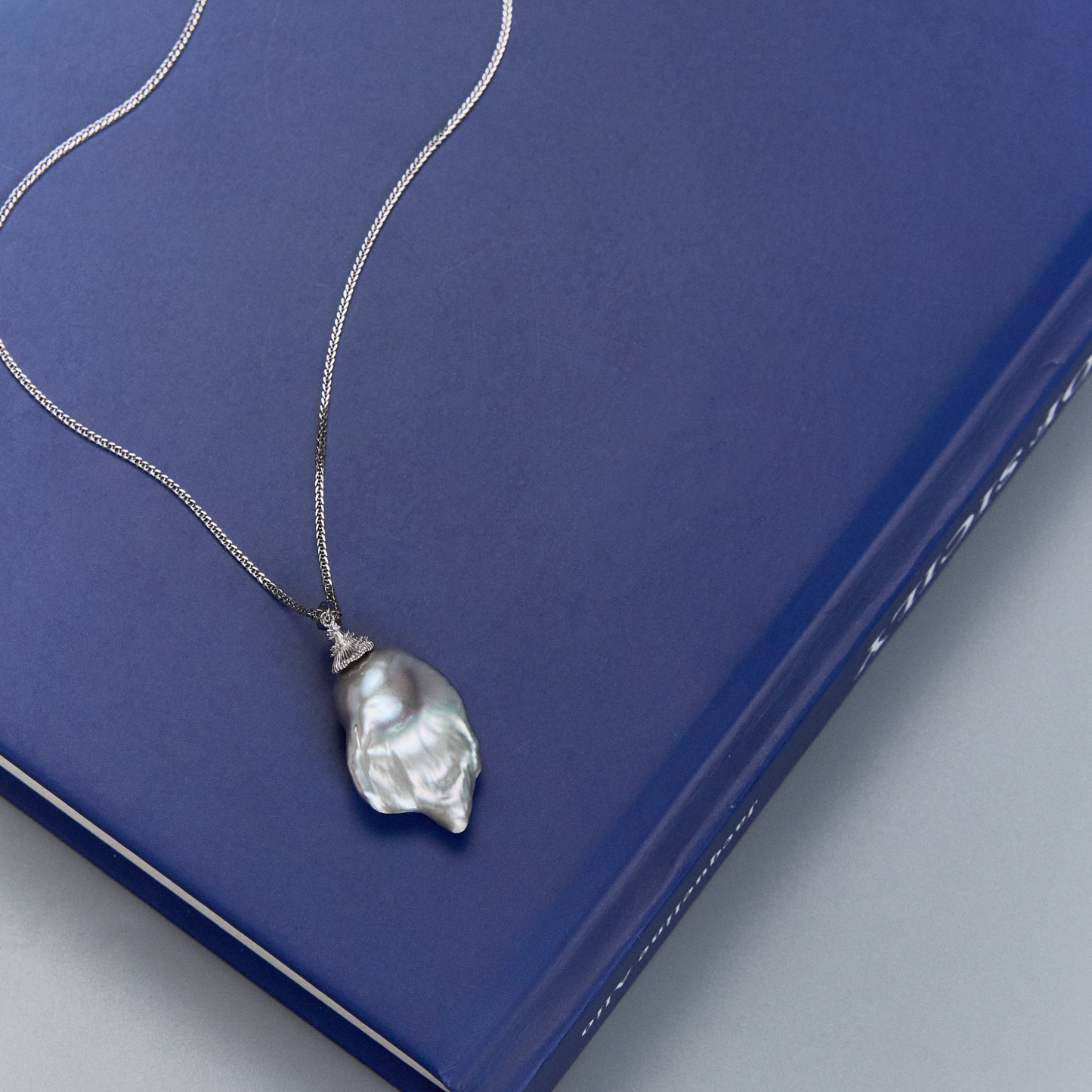 Baroque Grandeur Hat Pearl Pendant