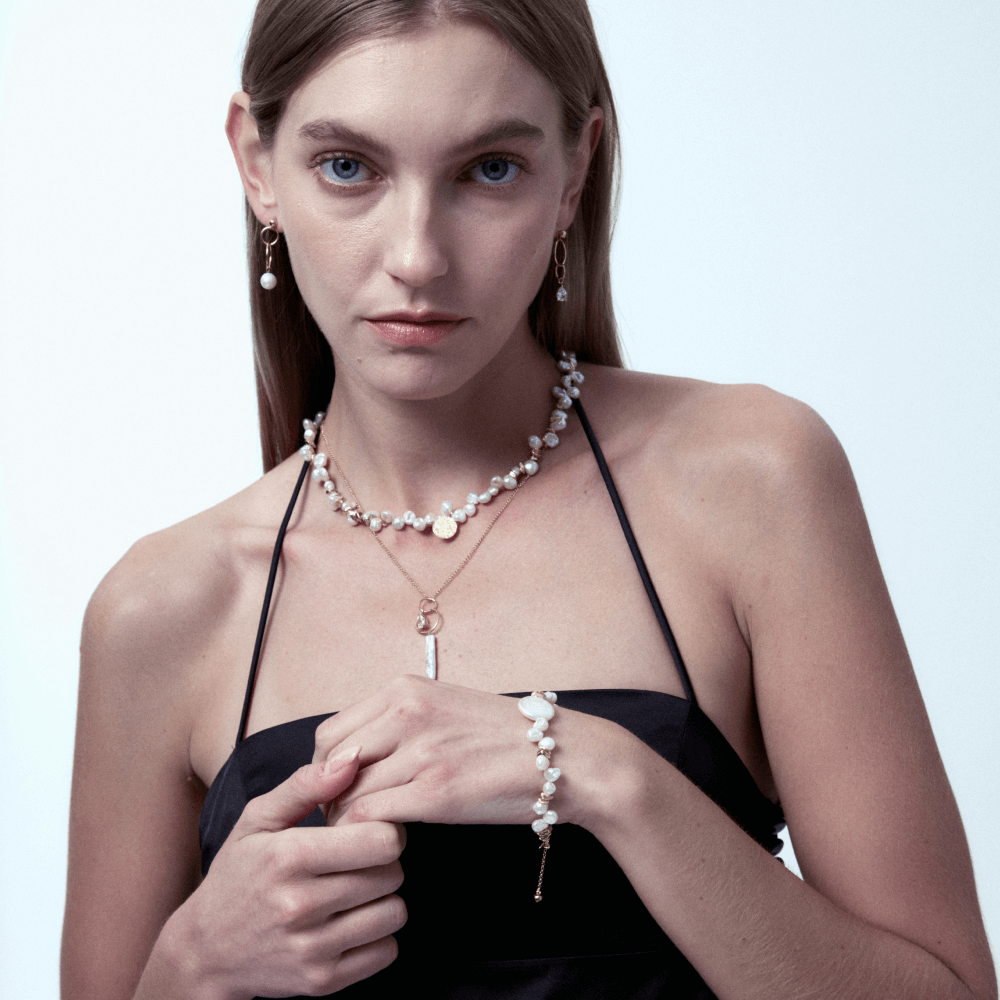 Baroque Pearl Necklace with Gold Disc