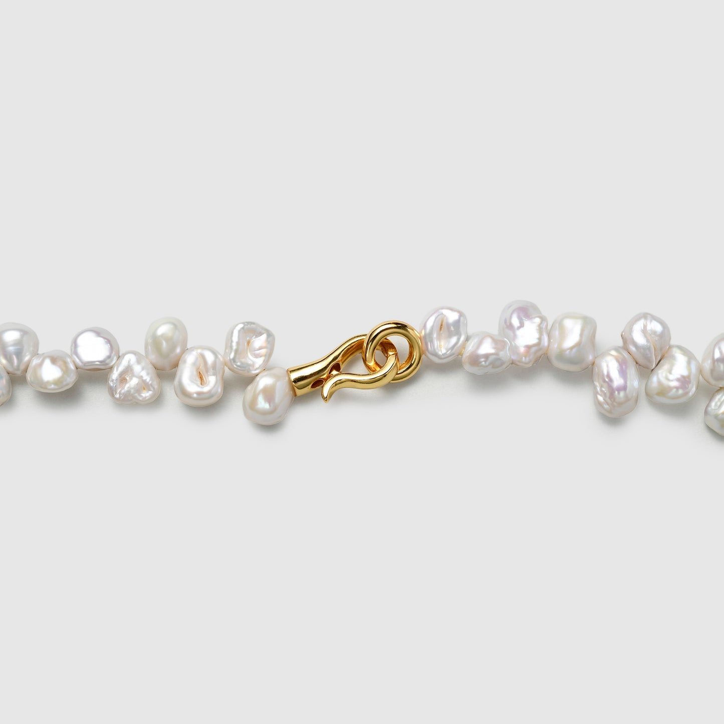 Baroque Pearl Necklace with Gold Disc