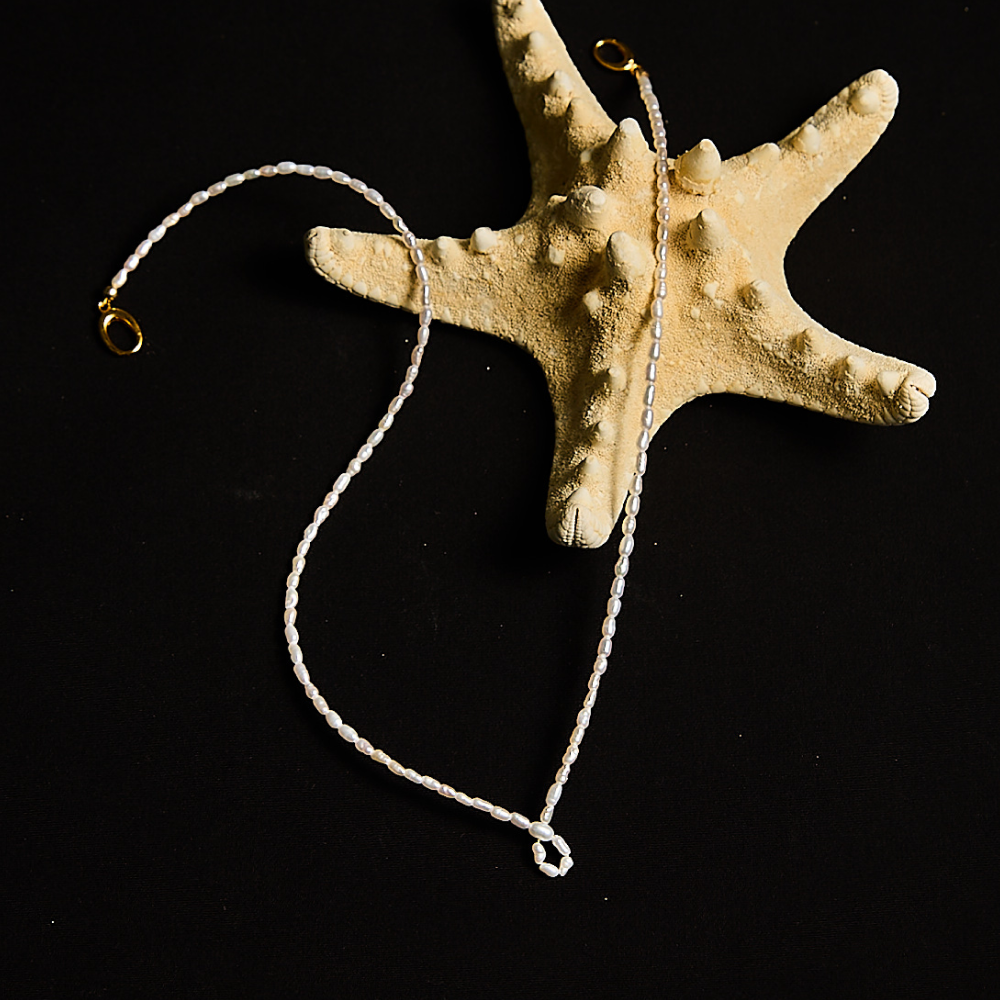 Twist Knot Mini Pearl Necklace