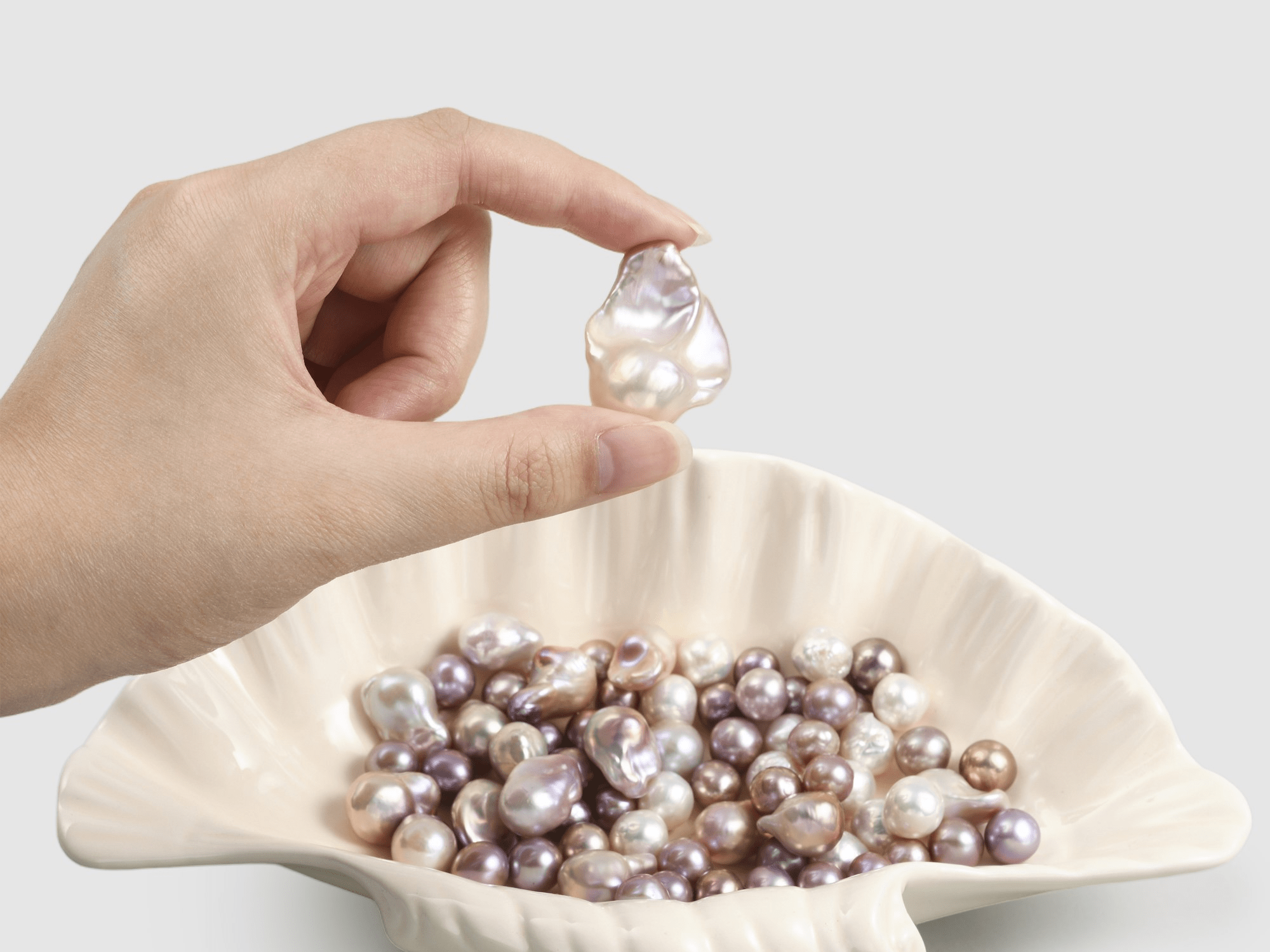What Are Baroque Pearls? Your Guide to Unique, Timeless Pearl Jewelry