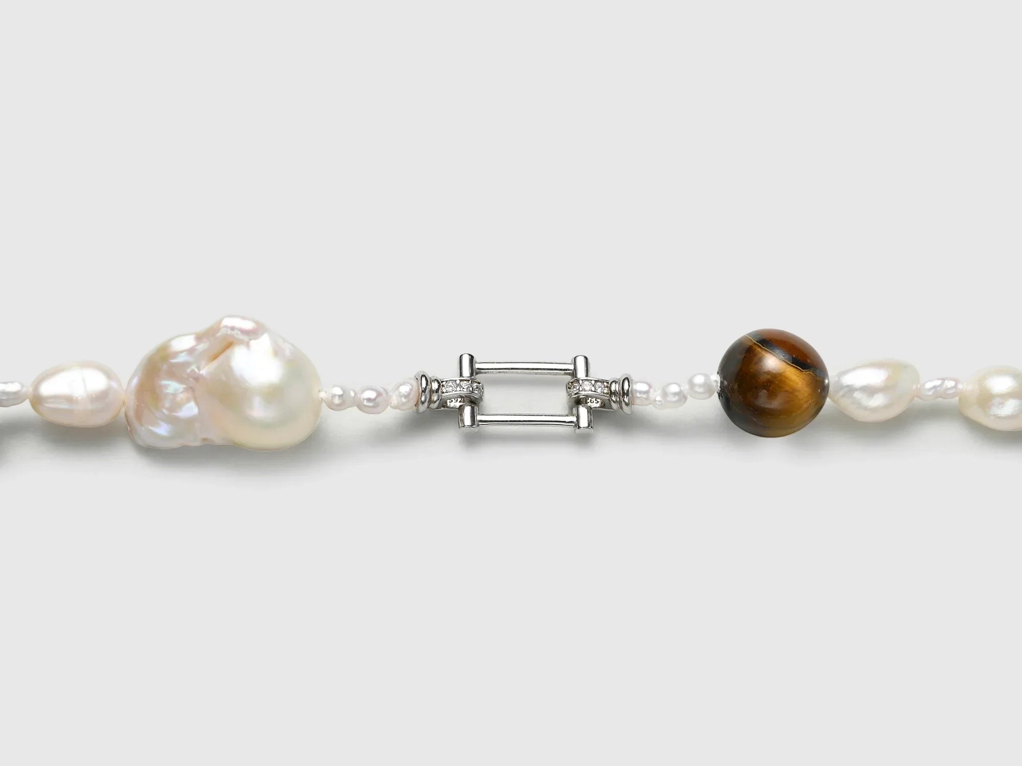 Looking to Casualize Your Baroque Pearls? The Modern Art of Gemstone Mixing