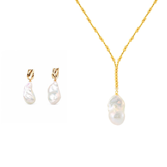 Philippa | White Baroque Pearl Earrings