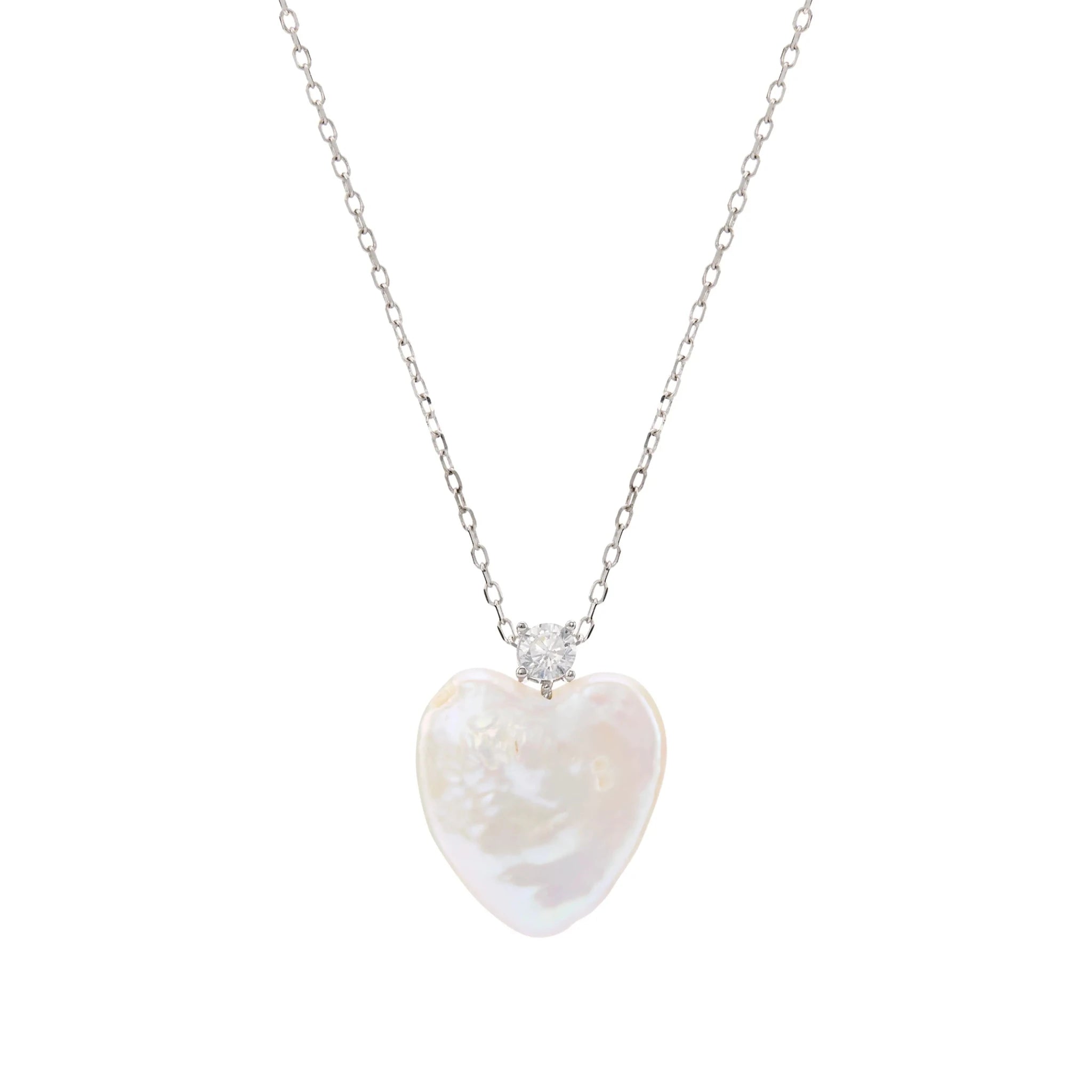 Dainty heart baroque pearl pendant necklace detail close up 