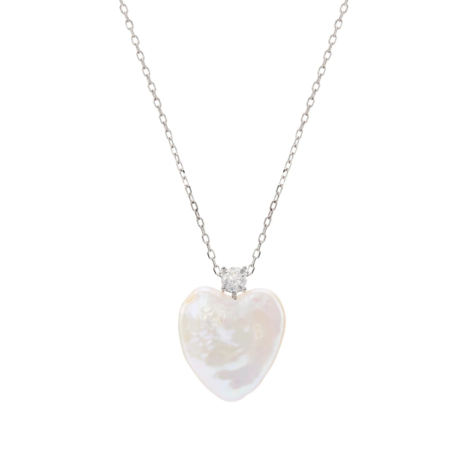 Dainty heart baroque pearl pendant necklace detail close up 