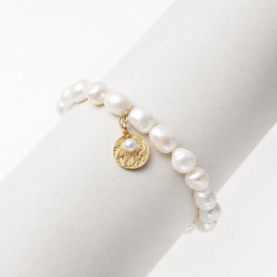 Gardener Button Pearl Bracelet
