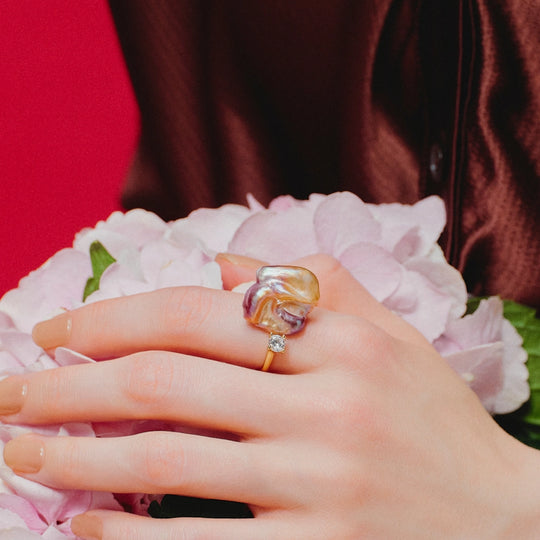 Verity | Pink Baroque Pearl Gold Ring - image 2