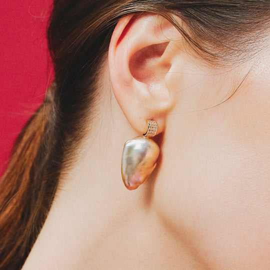 Cressida | Pink Baroque Pearl Gold Earrings - image 2