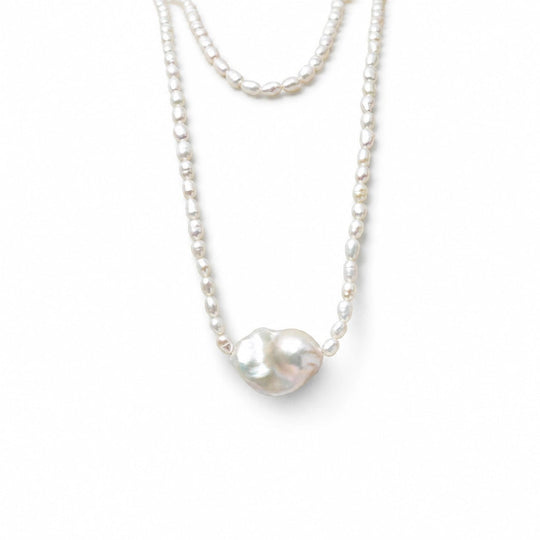 Midnight | White Oval Baroque Pearl Silver Necklace