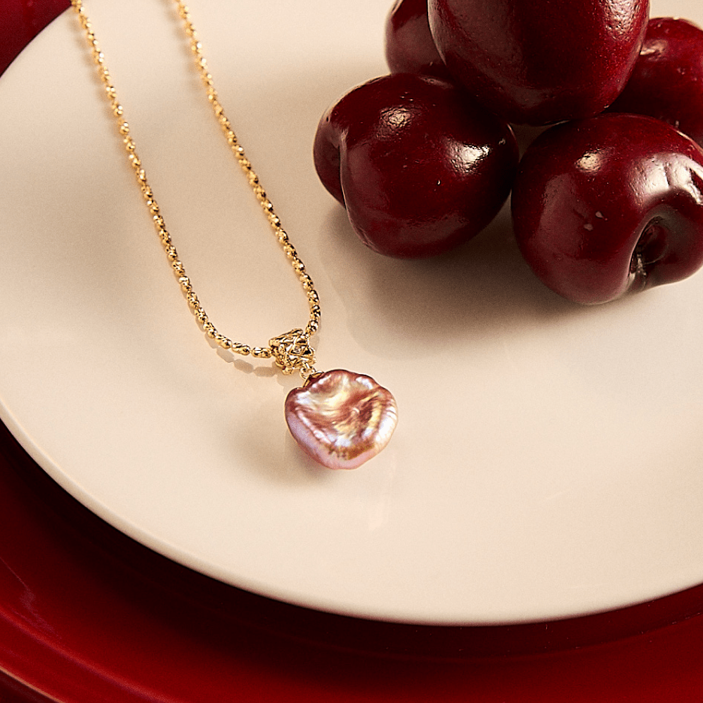 Audry | Purple Petal Baroque Pearl 18k Gold Pendant