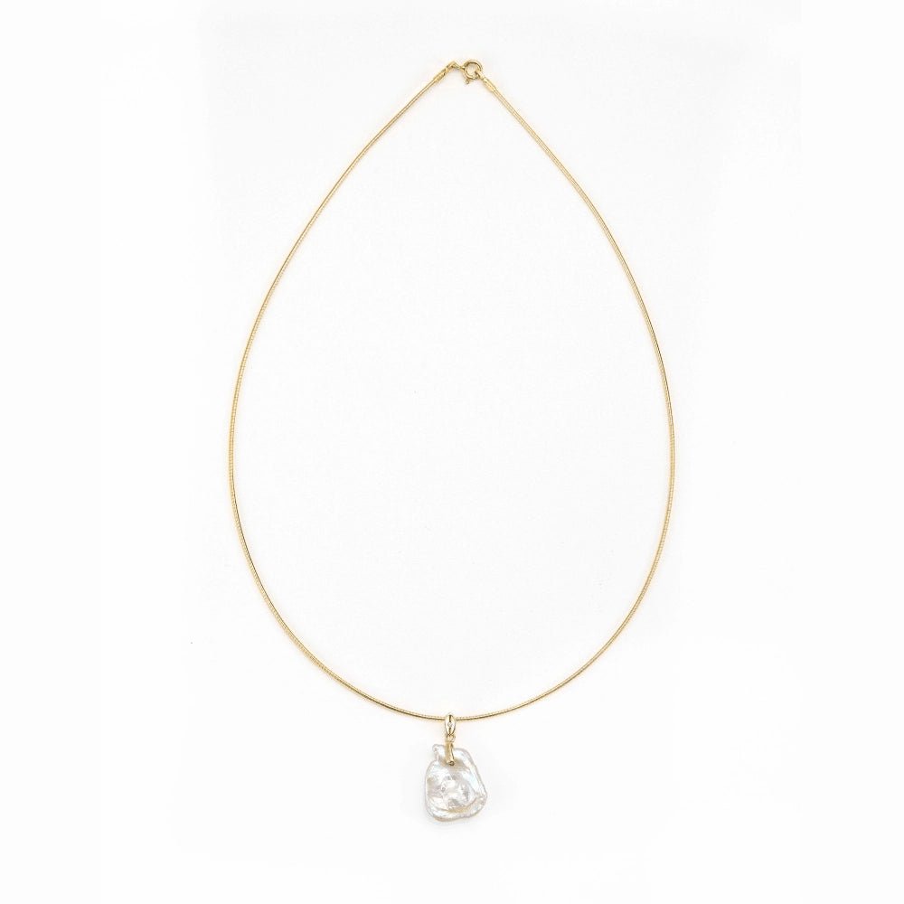Gillia | White Petal Baroque Pearl 18k Gold Necklace