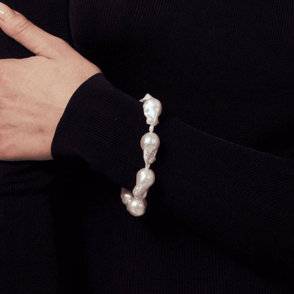 Goddess | Baroque Grande Pearl Silver Bracelet