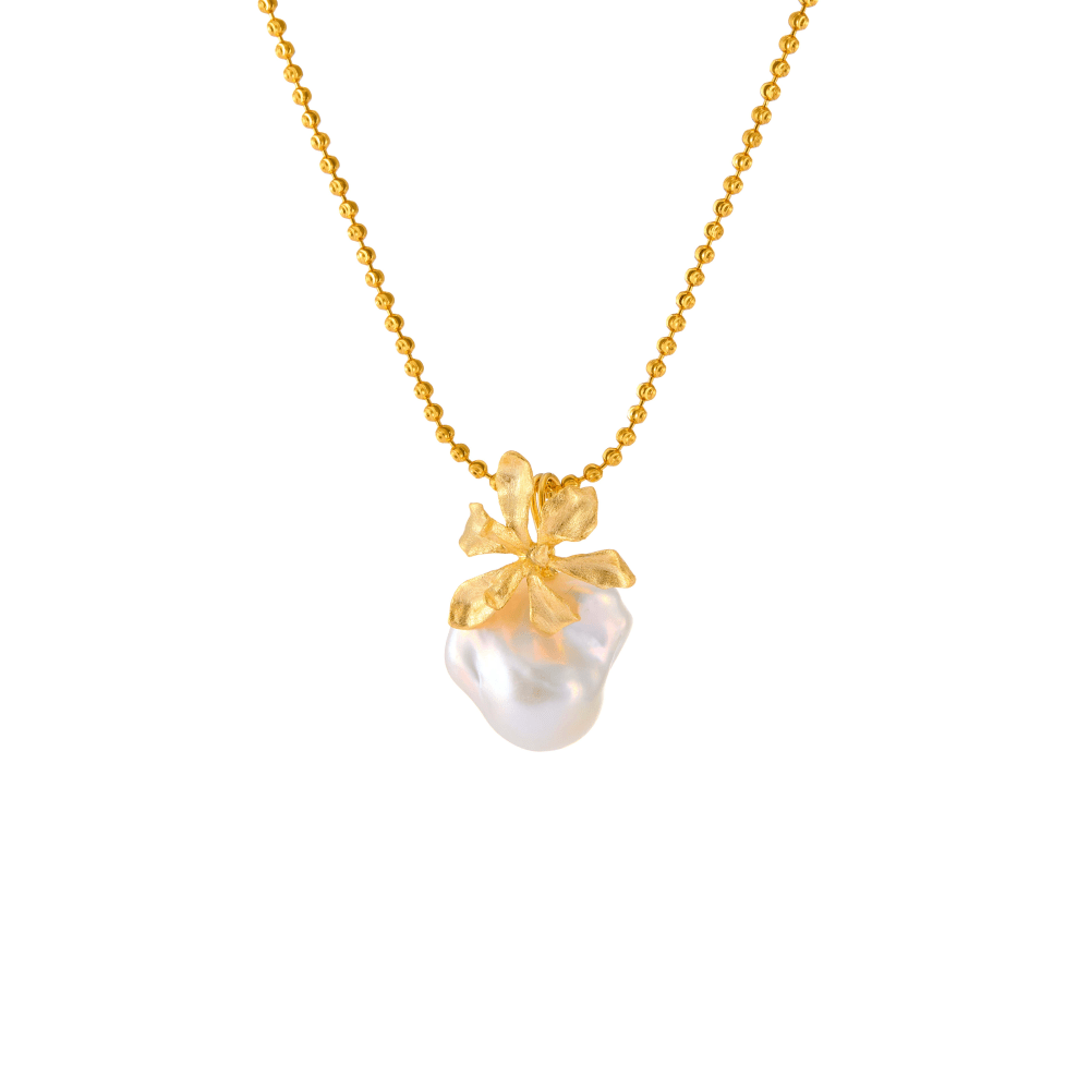 Balle | White Baroque Pearl 18k Gold Flower Pendant