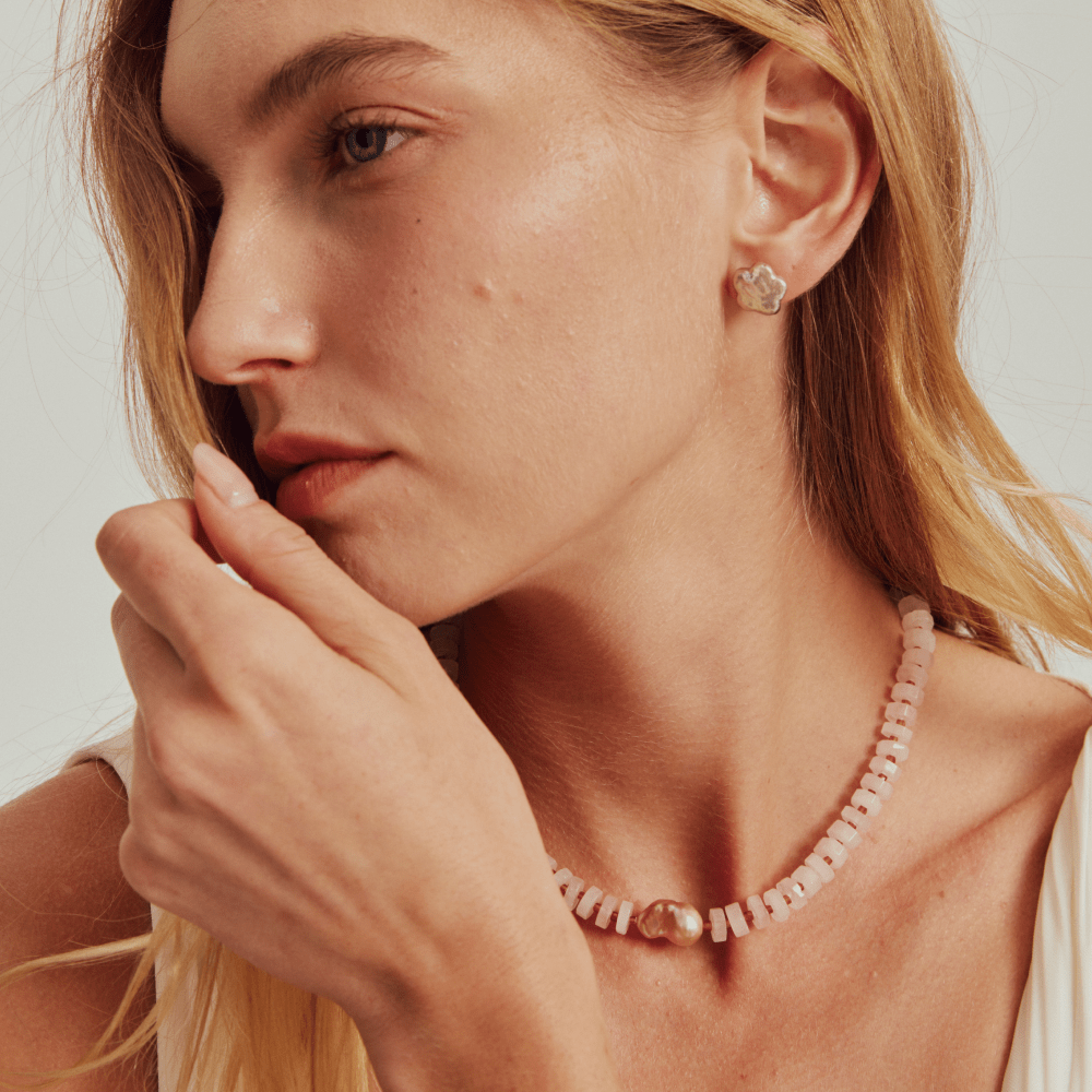 Saku | Pink Baroque Pearl 18k Gold Quartz Necklace