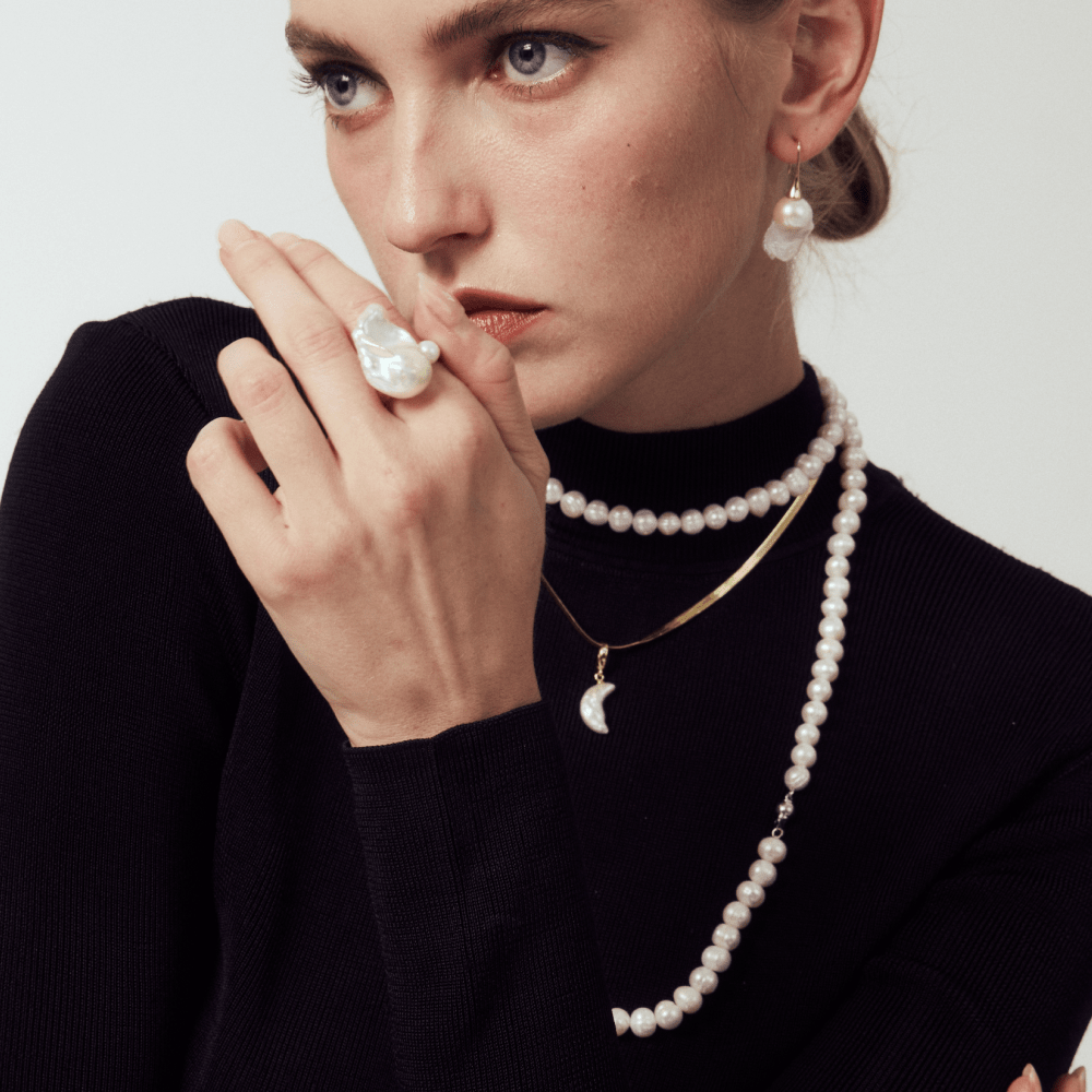 Celes | White Baroque Pearl 18K Gold Open Ring