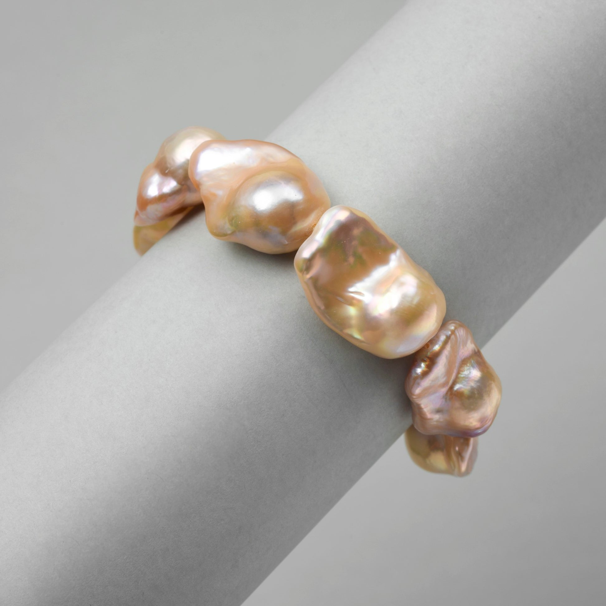 Elys | Golden Baroque Pearl Bracelet