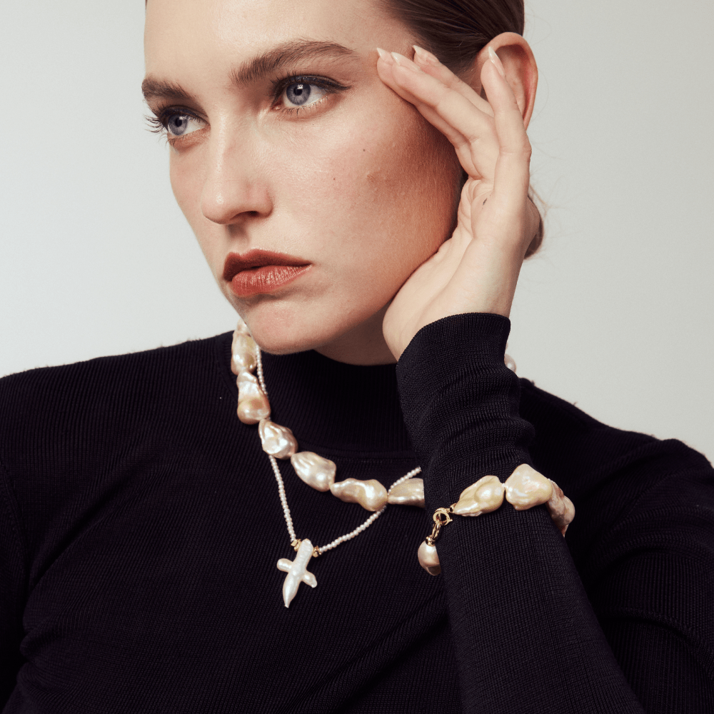 Elys | Golden Baroque Pearl Bracelet