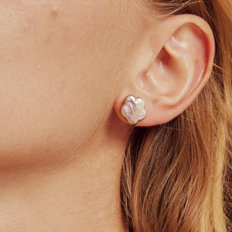 Flower Drift Baroque Pearl Earrings image 2