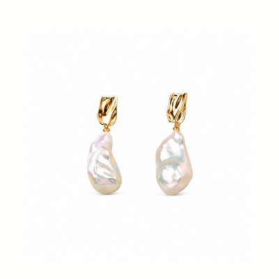 Flowing | White Drop Baroque Pearl 18k Gold Earrings