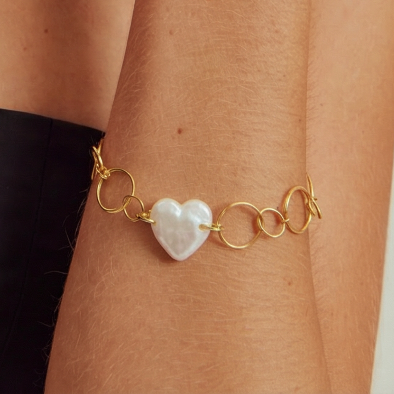 Golden Heart Link Pearl Bracelet