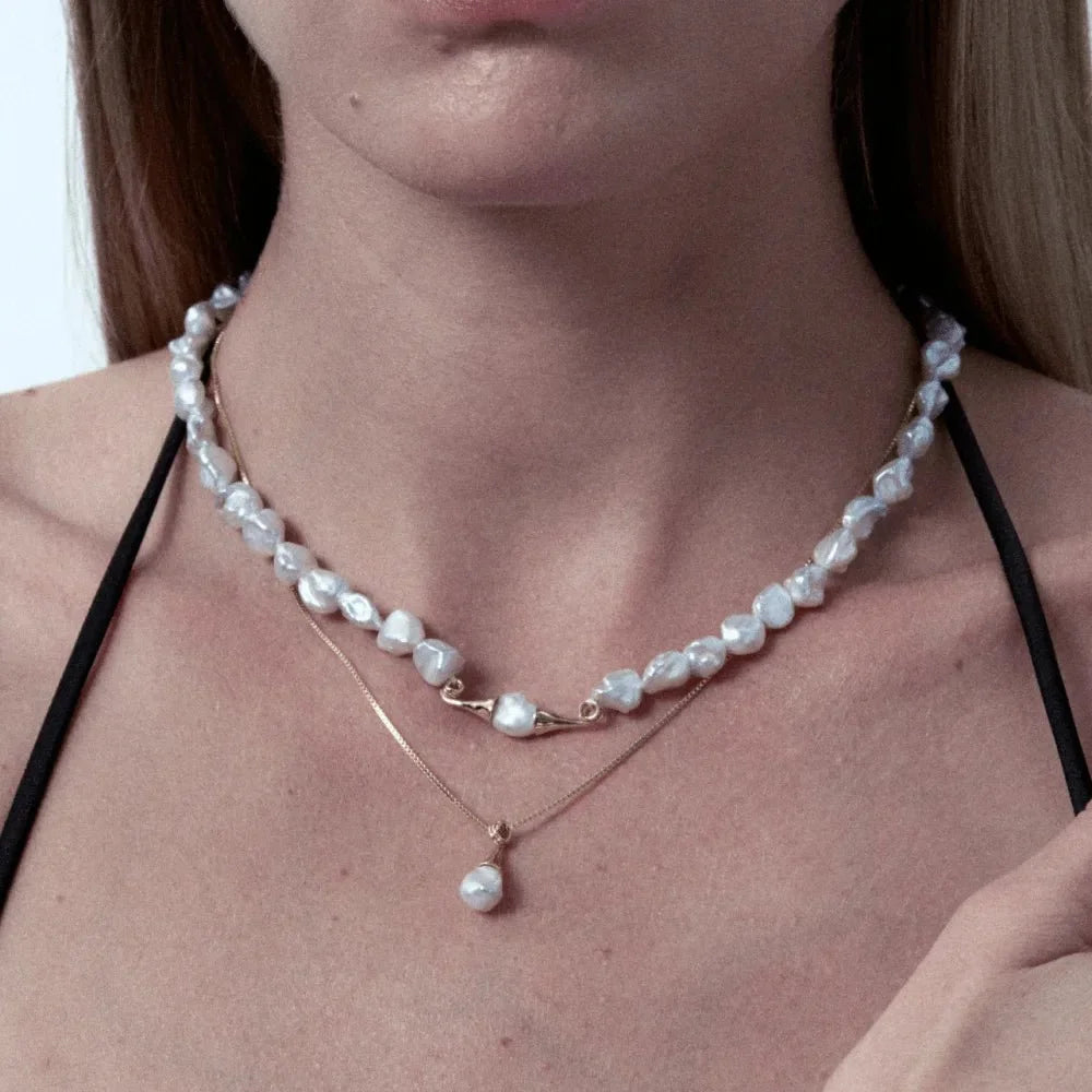 Suno | Gray Keshi Baroque Pearl 18k Gold Necklace model view