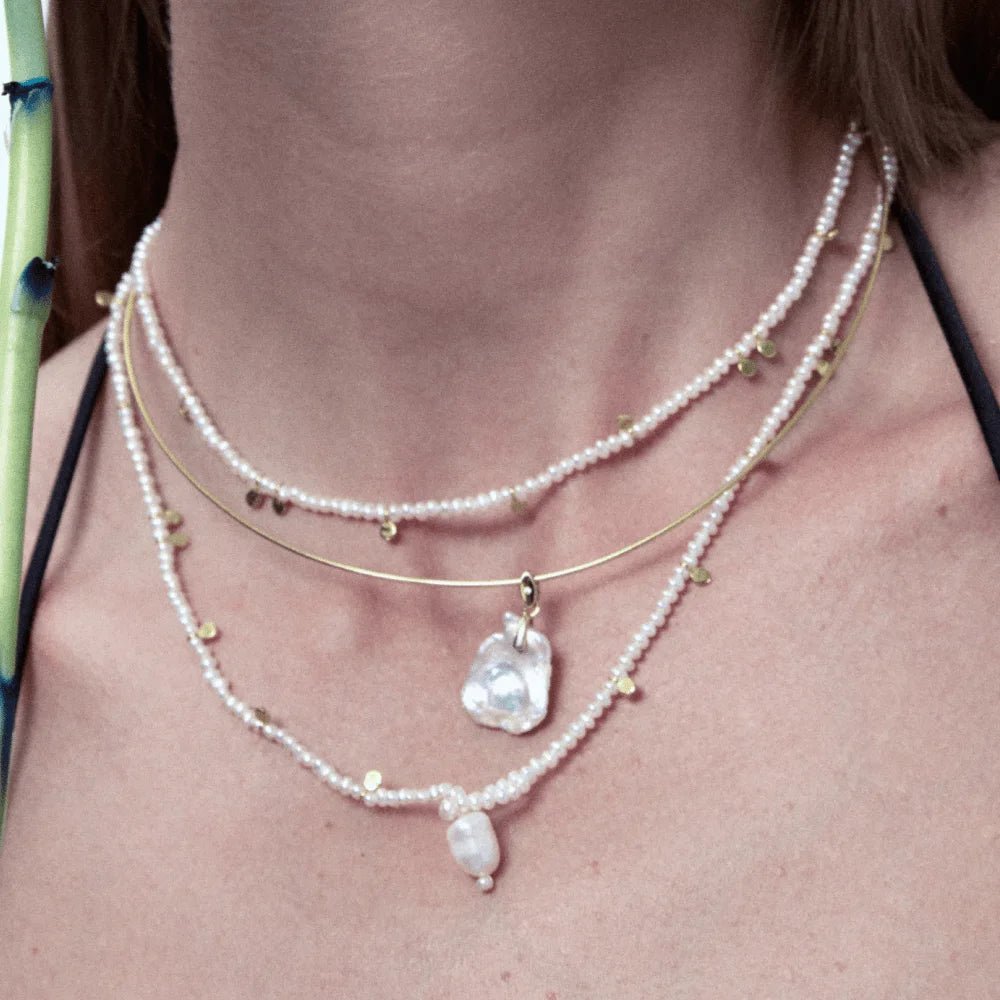 Gillia | White Petal Baroque Pearl 18k Gold Necklace