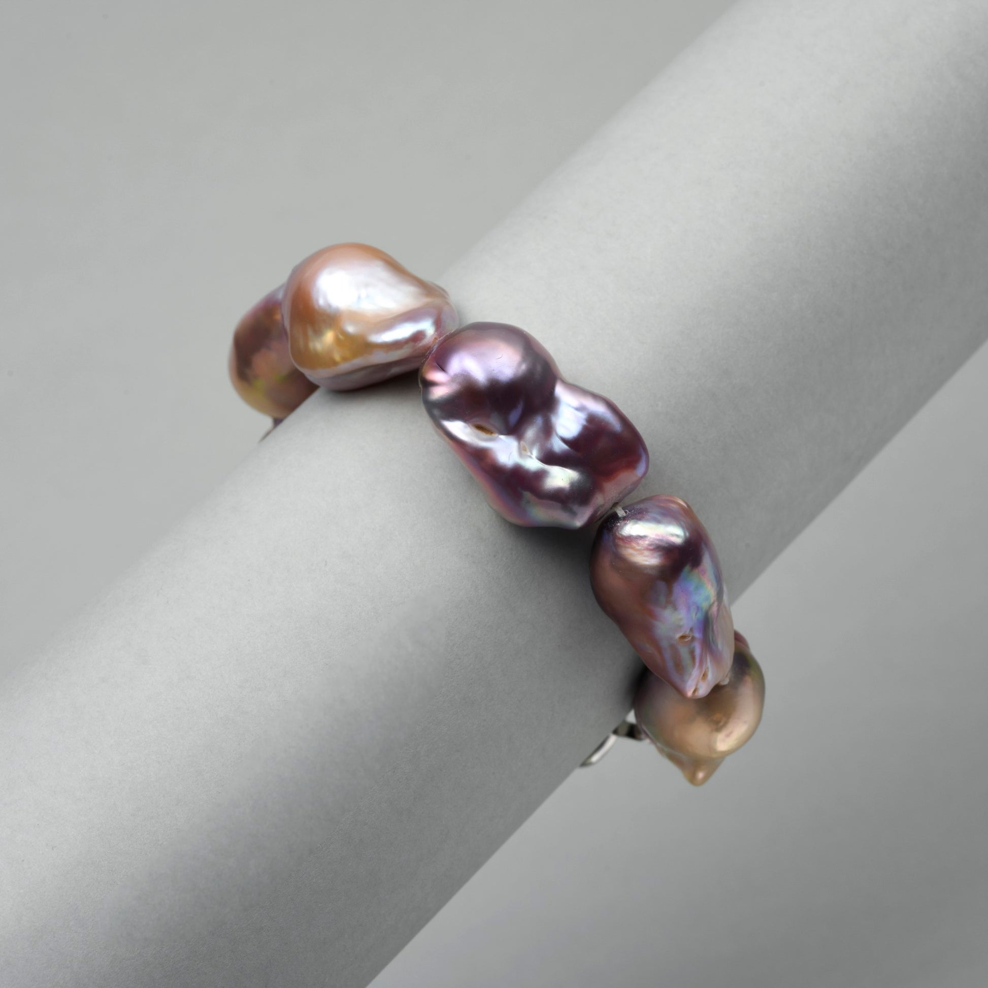 Luna | Purple Baroque Pearl Bracelet