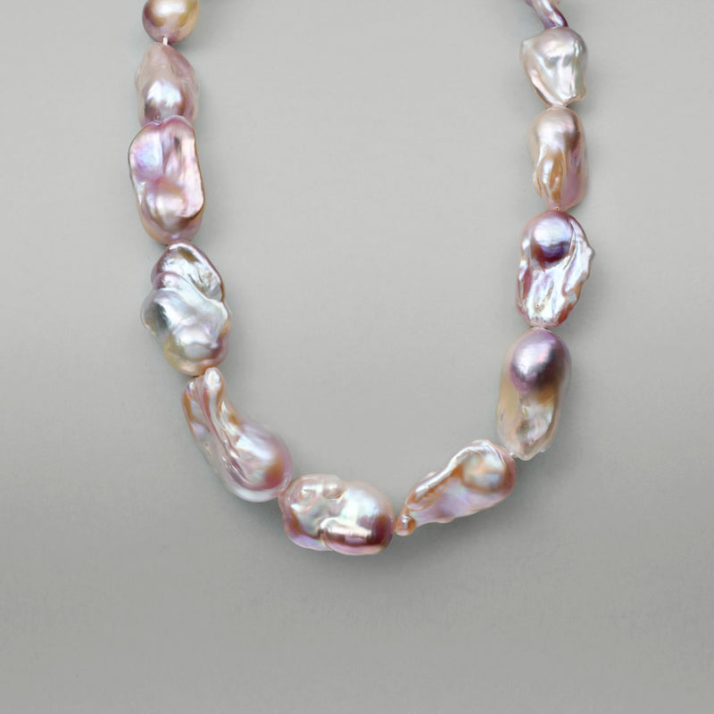 Lunar Tidal Baroque Pearl Necklace main image