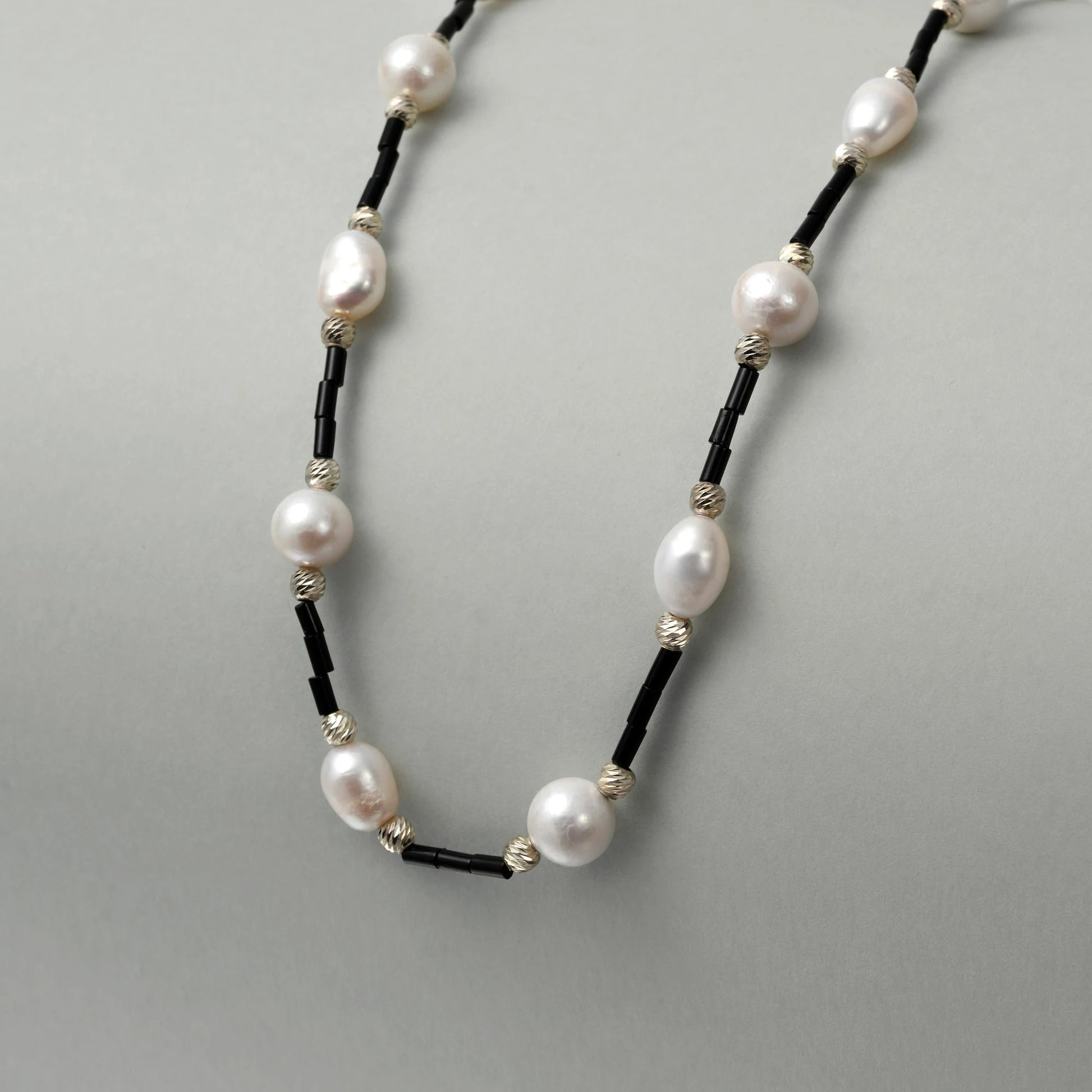 Rox | White Oval Baroque Pearl Silver Necklace