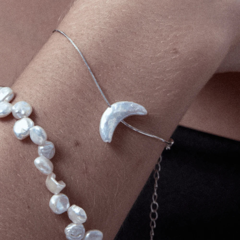 Luna | White Moon Baroque Pearl Silver Bracelet