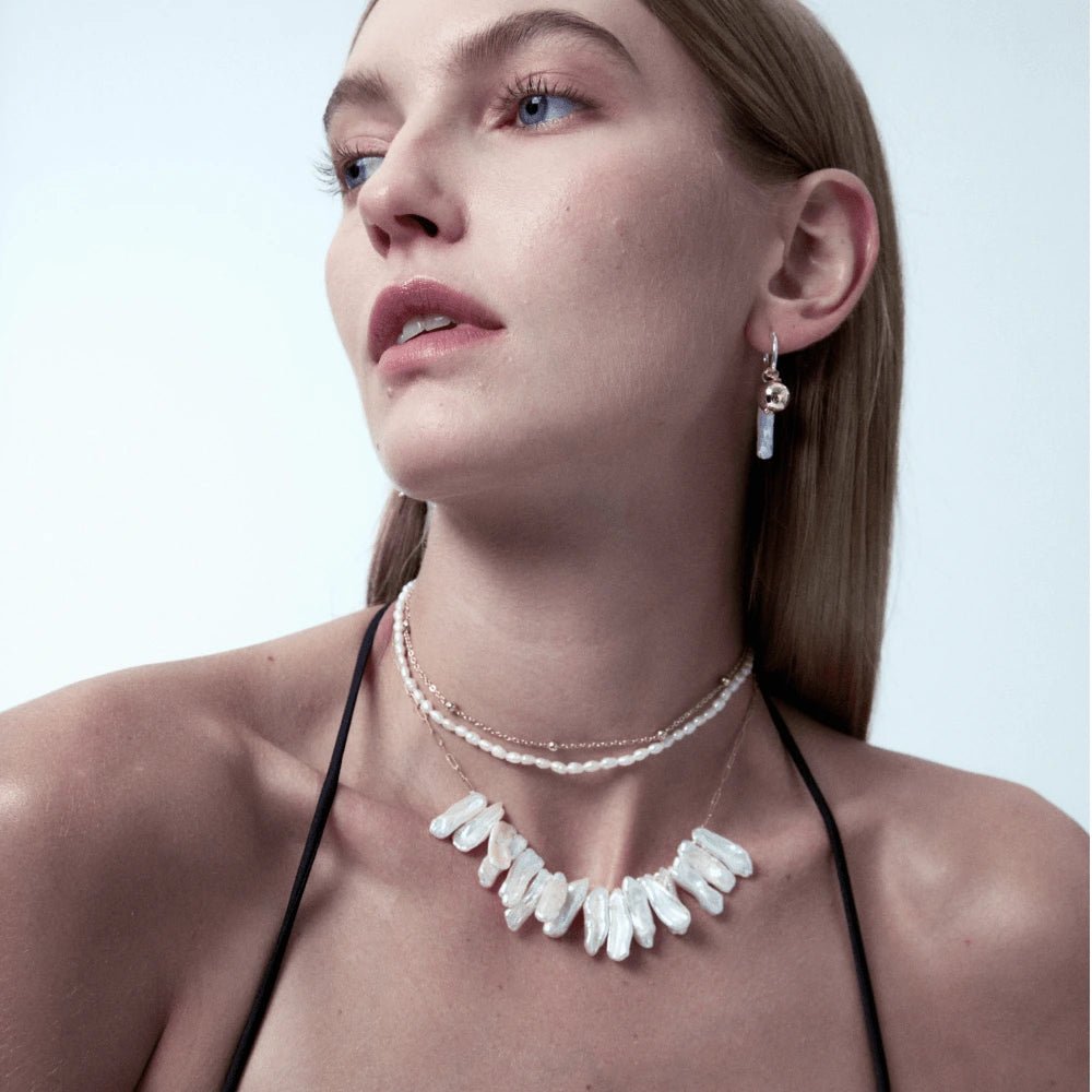 Nowa | White Stick Baroque Pearl 18k Gold Pendant
