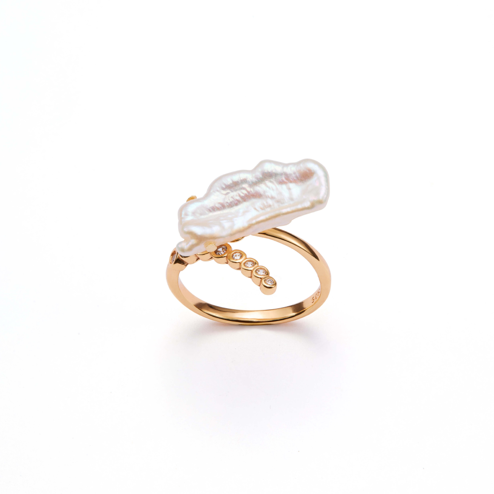 Radiant Crest Baroque Pearl Ring