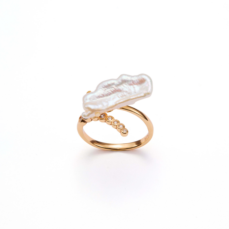 Radiant Crest Baroque Pearl Ring main image