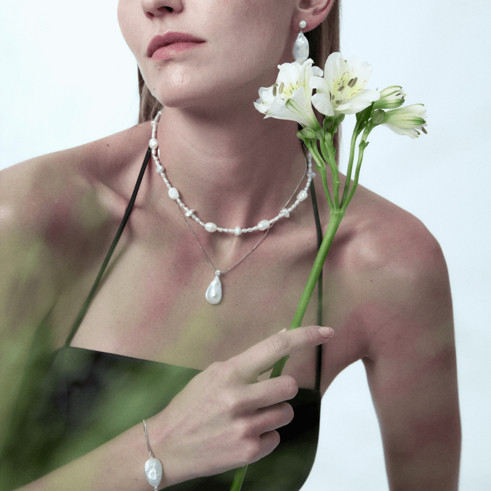 Billi | White Drop Baroque Pearl Silver Pendant