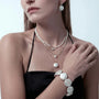 Roe coin pearl bracelet model view 2