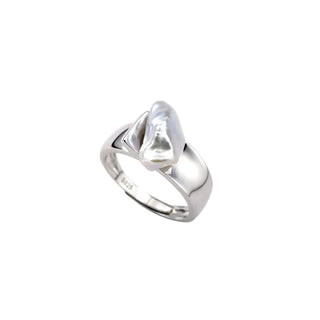 Echo | White Keshi Baroque Pearl Silver Open Ring