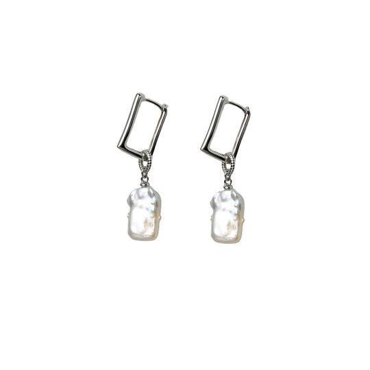 Geometric Link Baroque Pearl Earrings