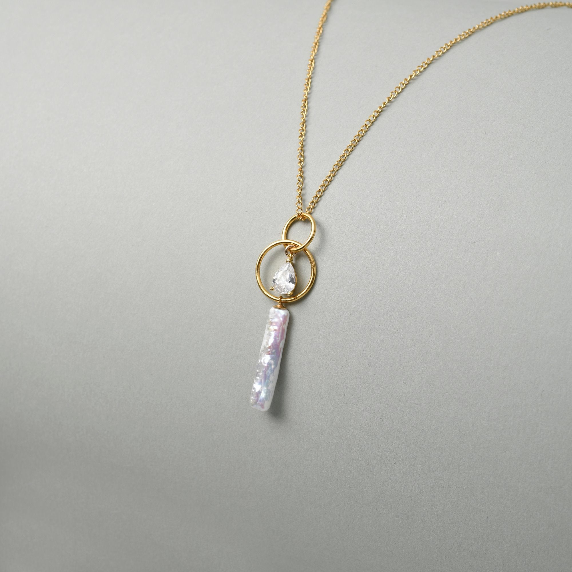 Pendentif en perle baroque Orbit  thumbnail 2