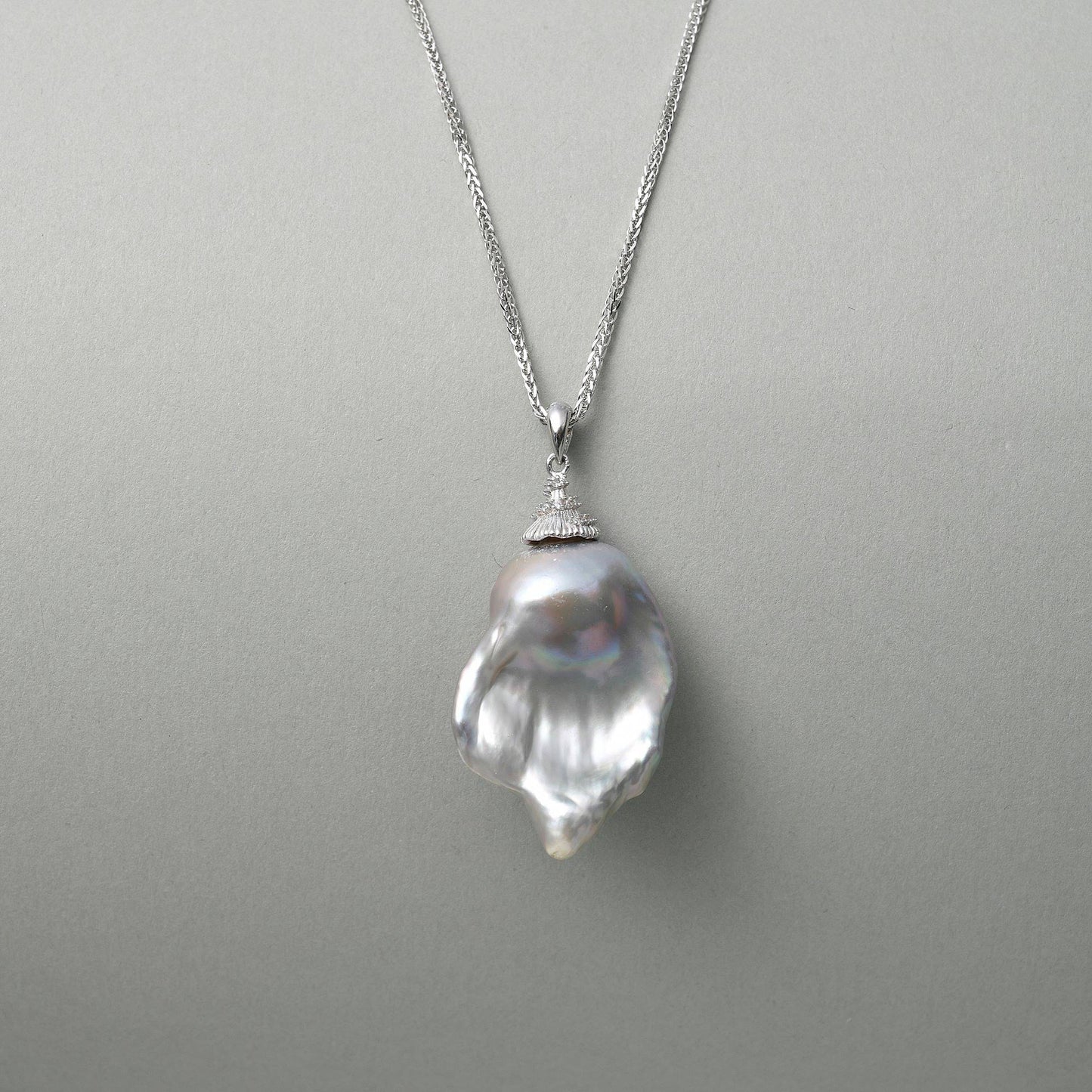Baroque Grandeur Hat Pearl Pendant