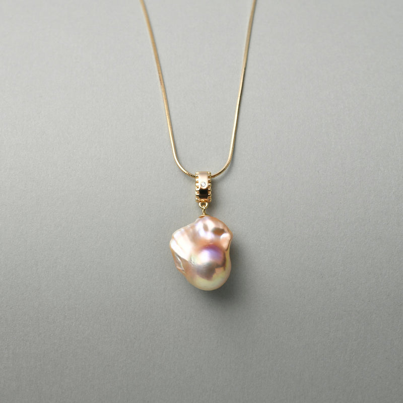 Iridescent Baroque Pearl Pendant image 2