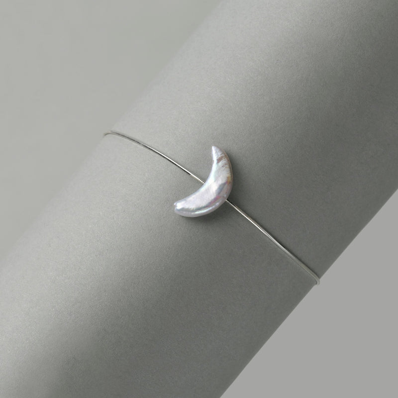 Moonlight Pearl Bracelet main image
