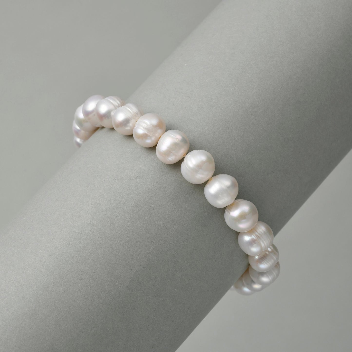 Ridged Pearl Bracelet