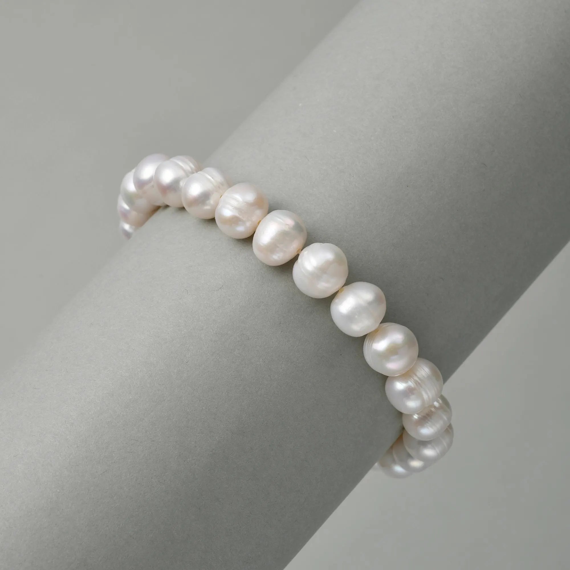 Bridget | White Circle Ridged Baroque Pearl 18k Gold Bracelet