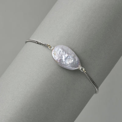 Bracelet en perles baroques en forme de larme