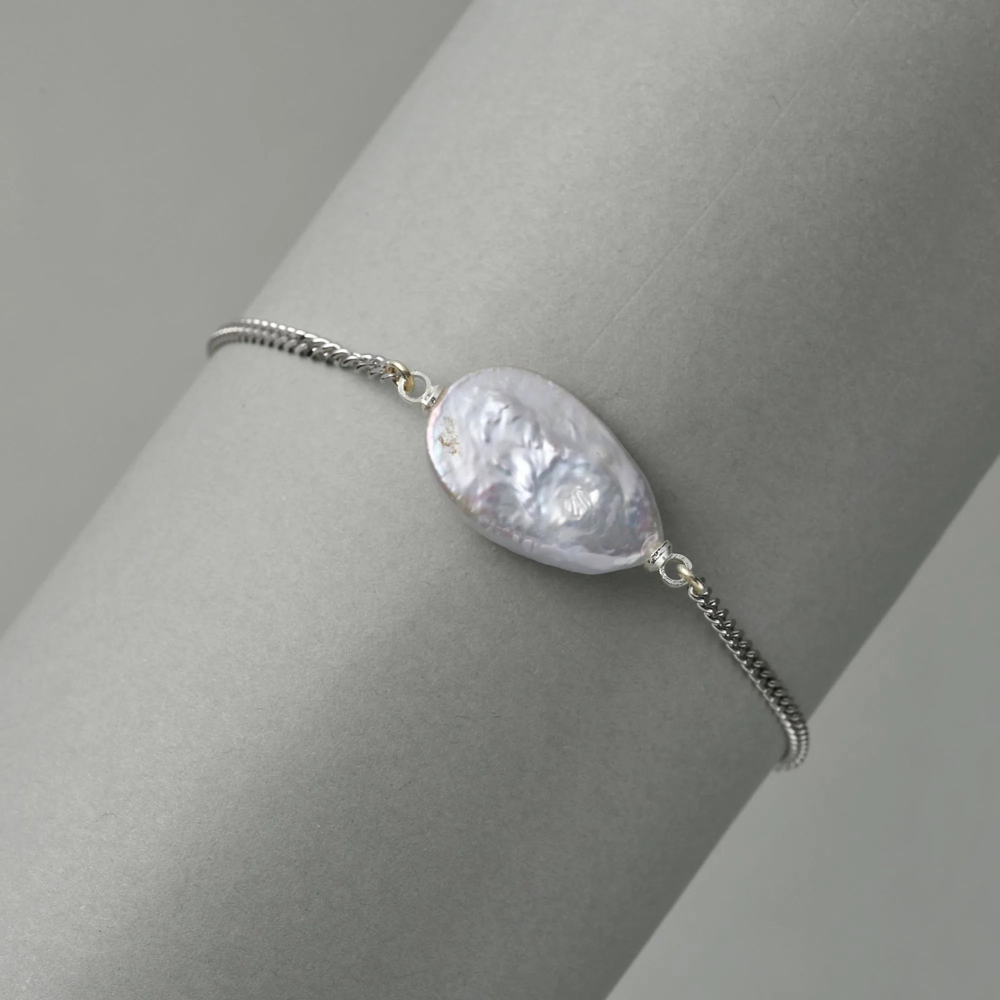Sasai | White Drop Baroque Pearl Silver Chain Bracelet
