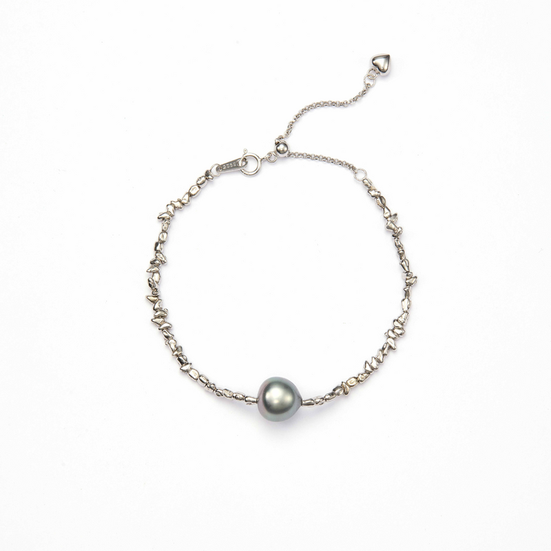 Solstice Oval Bracelet main image