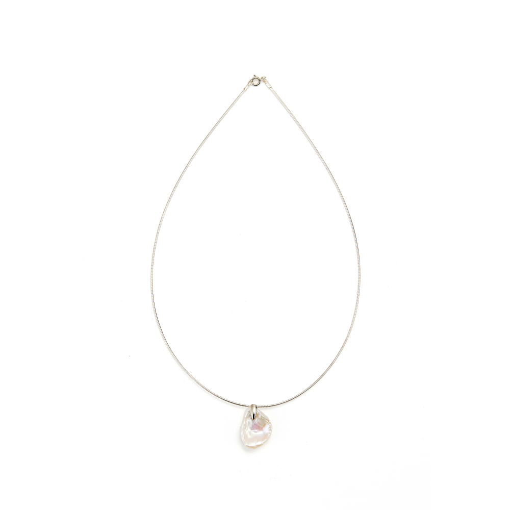 Collier de perles baroques Starlit Ripple Pearl main thumbnail