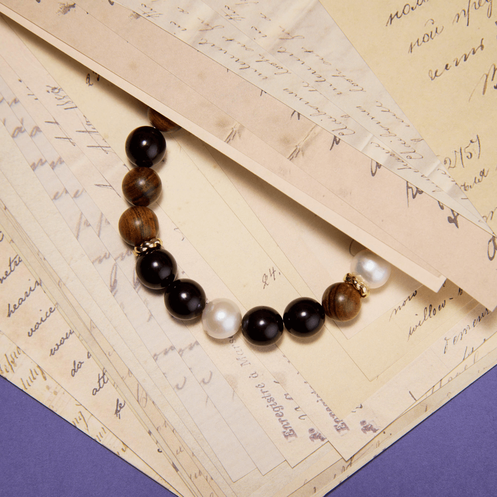 Grove | White Oval Baroque Pearl Wood Beads Bracelet