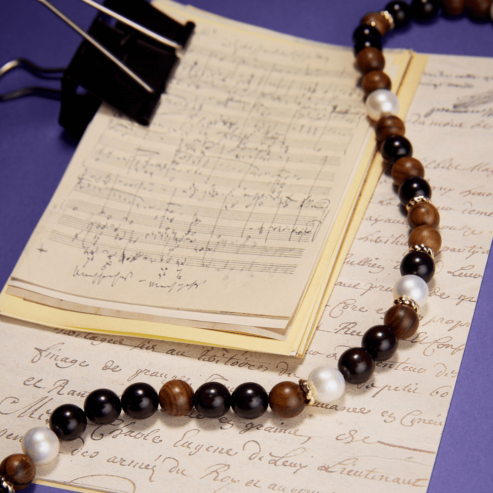 Grove | White Oval Baroque Pearl Onyx&Wood Beads Necklace