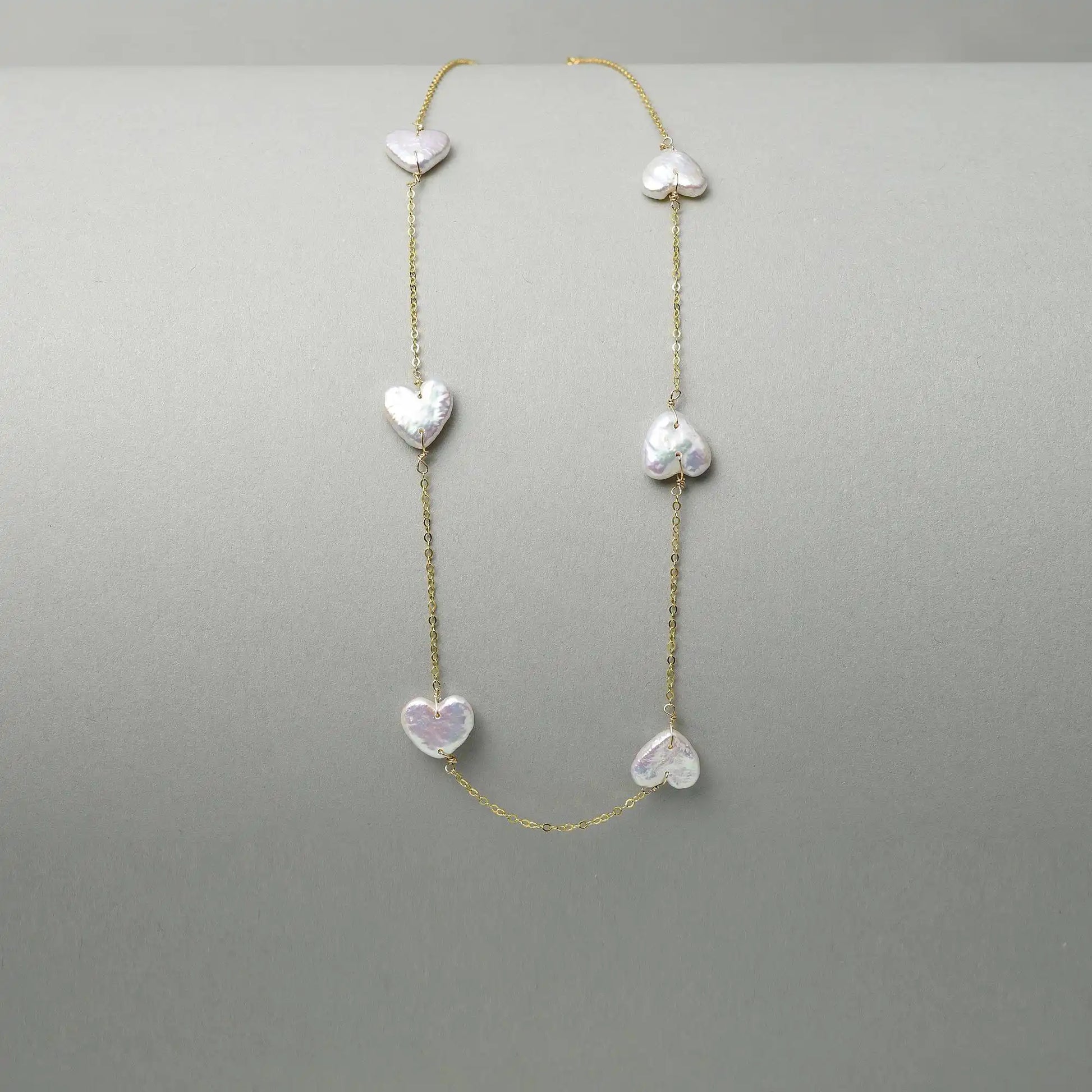 Heri | White Heart Baroque Pearl 18k Gold Chain Necklace
